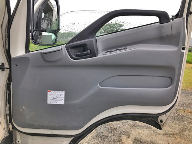 日野デュトロ平ボディ小型（2t・3t）[写真22]