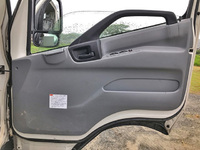 日野デュトロ平ボディ小型（2t・3t）[写真22]