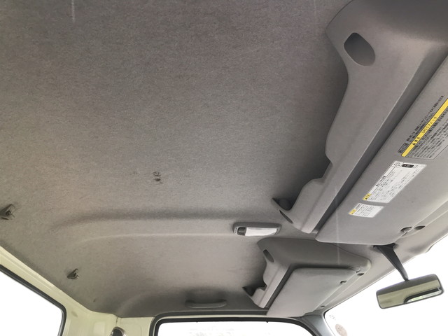 日野デュトロ平ボディ小型（2t・3t）[写真27]