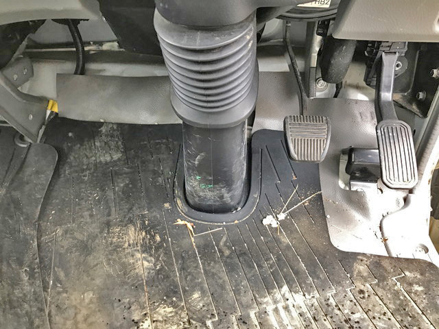 日野デュトロ平ボディ小型（2t・3t）[写真31]