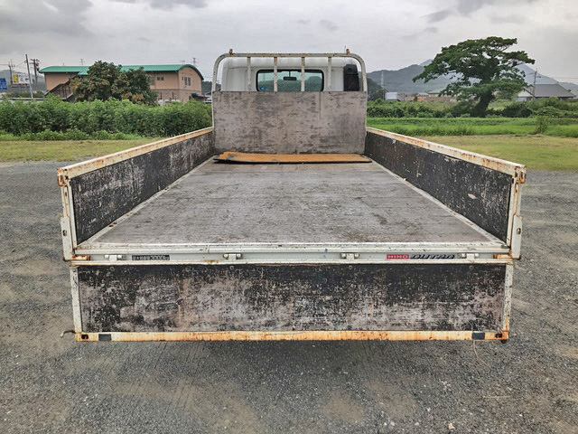 日野デュトロ平ボディ小型（2t・3t）[写真09]