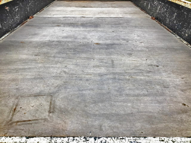 日野デュトロ平ボディ小型（2t・3t）[写真10]