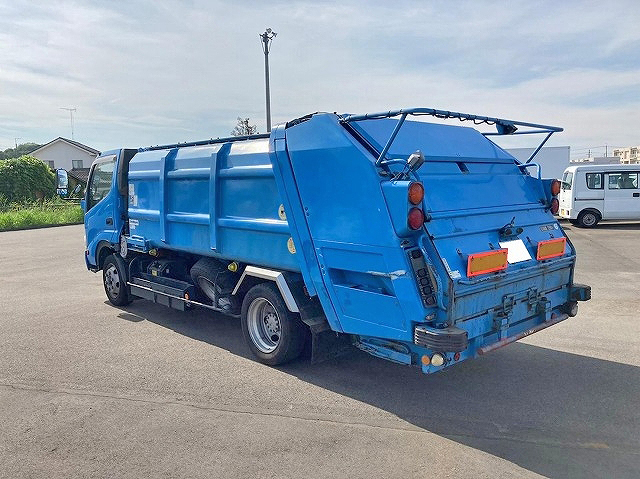 日野デュトロパッカー車（塵芥車）小型（2t・3t）[写真02]