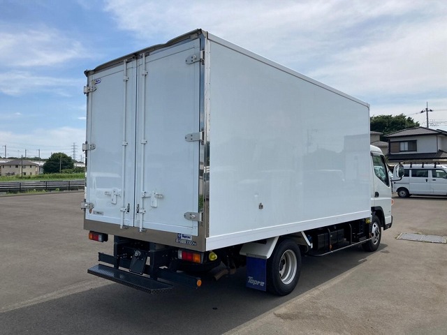 三菱ふそうキャンター冷凍車（冷蔵車）小型（2t・3t）[写真05]
