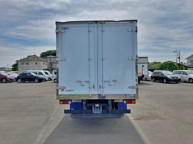 三菱ふそうキャンター冷凍車（冷蔵車）小型（2t・3t）[写真06]