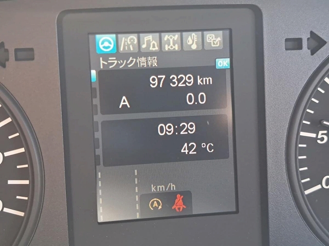 三菱ふそうファイターアルミブロック中型（4t）[写真22]