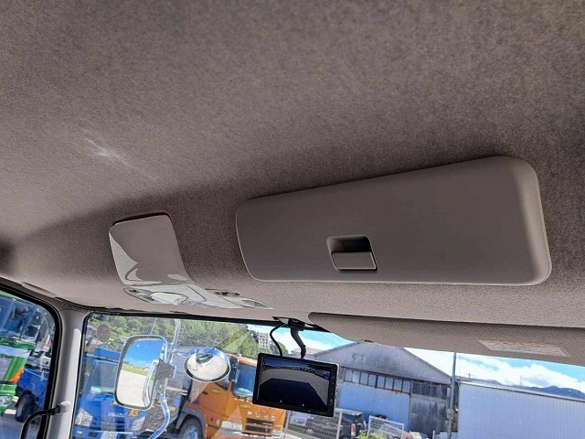 三菱ふそうファイターアルミブロック中型（4t）[写真26]