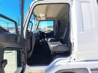 三菱ふそうファイターアルミブロック中型（4t）[写真30]