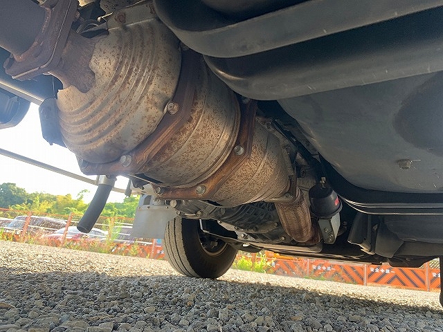 いすゞエルフ冷凍車（冷蔵車）小型（2t・3t）[写真22]