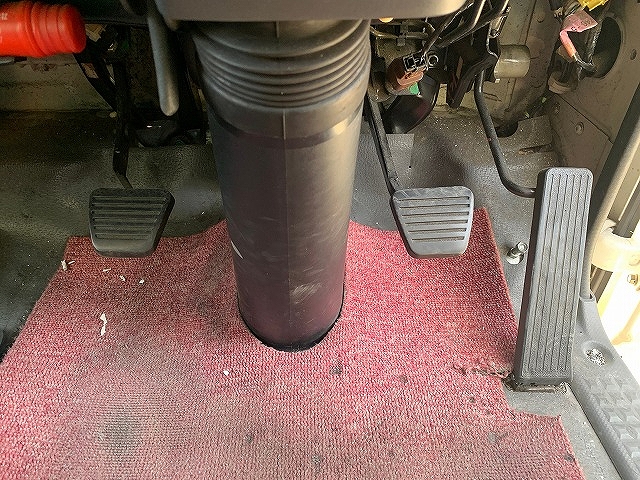 いすゞエルフ冷凍車（冷蔵車）小型（2t・3t）[写真27]