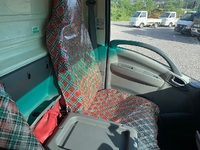 いすゞエルフ冷凍車（冷蔵車）小型（2t・3t）[写真33]