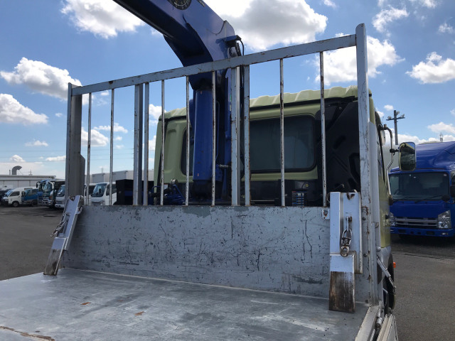 UDトラックスコンドルクレーン3段増トン（6t・8t）[写真12]