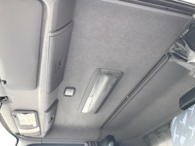 UDトラックスコンドルクレーン3段増トン（6t・8t）[写真18]