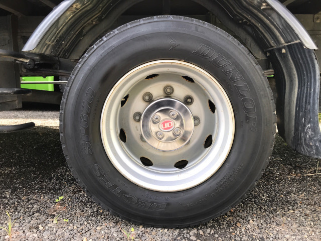 UDトラックスコンドルクレーン3段増トン（6t・8t）[写真25]