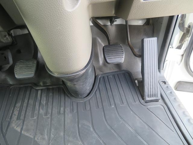 日産アトラス平ボディ小型（2t・3t）[写真19]