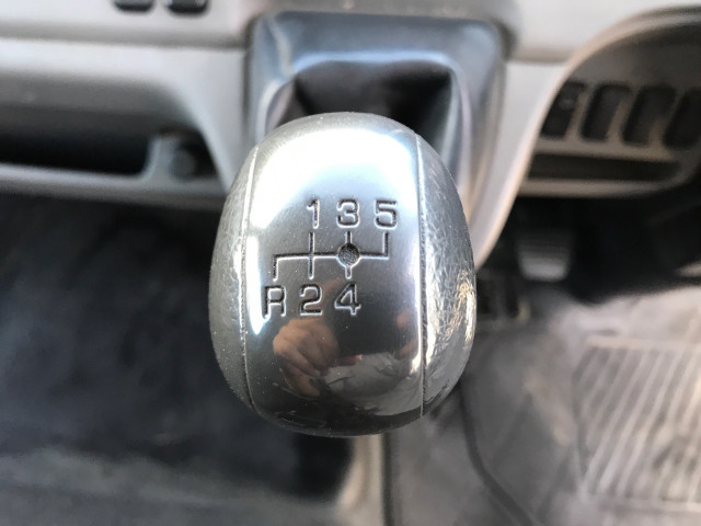 三菱ふそうキャンターアルミバン小型（2t・3t）[写真16]