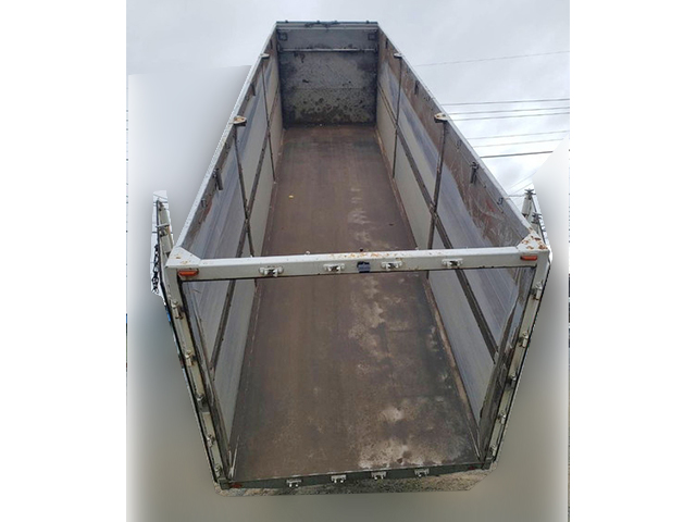 いすゞギガチップ運搬車大型（10t）[写真11]