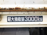 日野デュトロ平ボディ小型（2t・3t）[写真15]