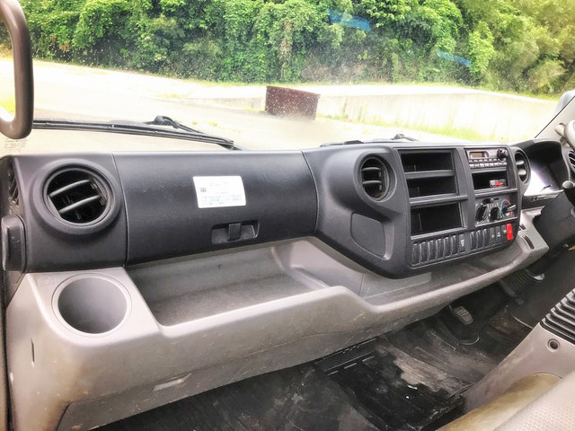 日野デュトロ平ボディ小型（2t・3t）[写真29]