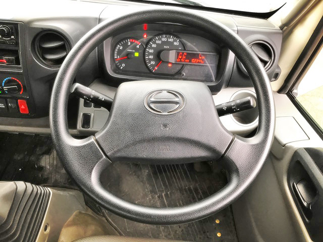 日野デュトロ平ボディ小型（2t・3t）[写真34]