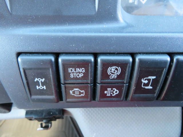 UDトラックスコンドルタンク車（タンクローリー）中型（4t）[写真13]