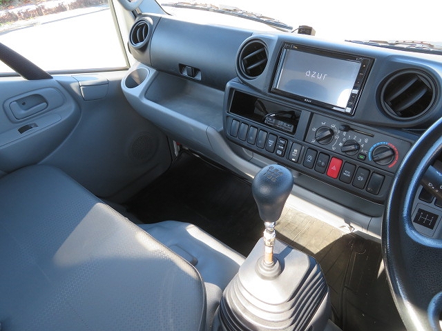 日野デュトロミキサー車（コンクリートミキサー）小型（2t・3t）[写真29]