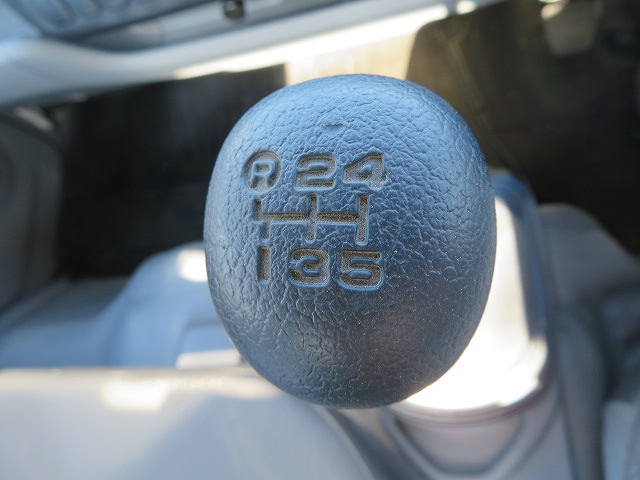 日野デュトロミキサー車（コンクリートミキサー）小型（2t・3t）[写真32]