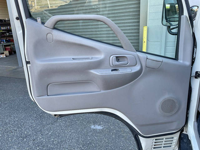 トヨタトヨエース平ボディ小型（2t・3t）[写真27]