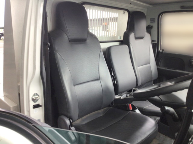 いすゞエルフダンプ小型（2t・3t）[写真29]