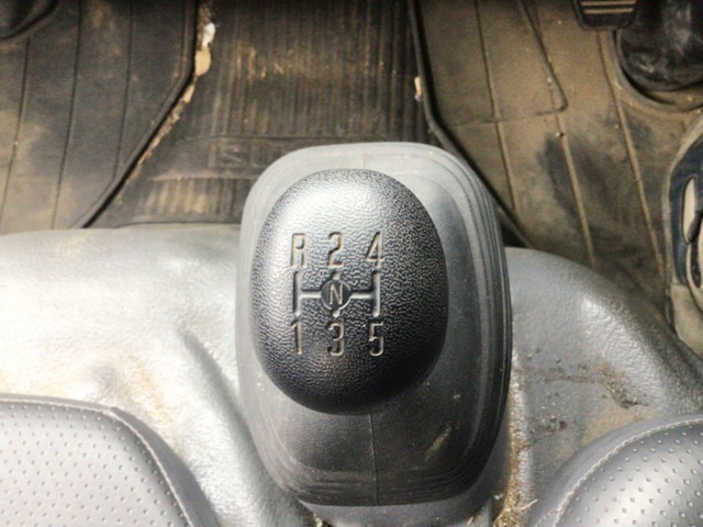 いすゞエルフダンプ小型（2t・3t）[写真33]