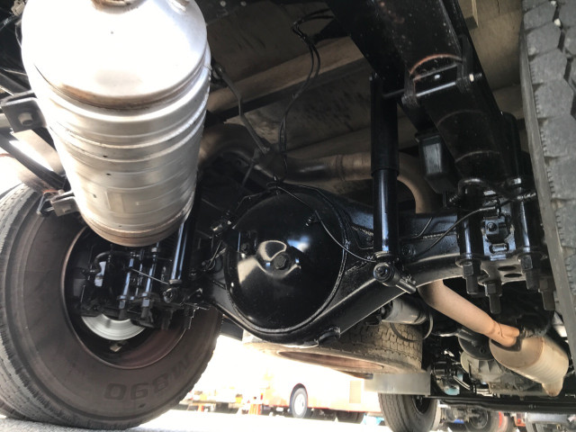 三菱ふそうキャンター平ボディ小型（2t・3t）[写真27]