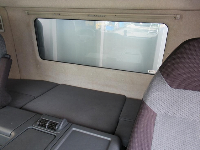 三菱ふそうスーパーグレートパネルウイング大型（10t）[写真16]