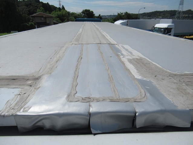 三菱ふそうスーパーグレートパネルウイング大型（10t）[写真40]