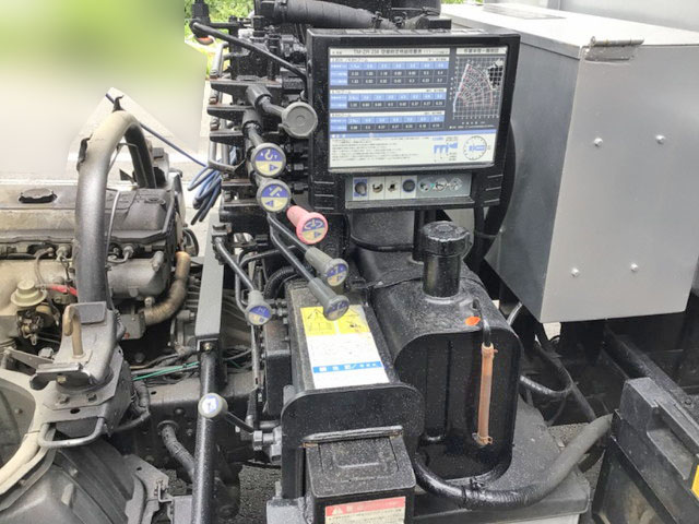 三菱ふそうキャンターダンプ・クレーン付小型（2t・3t）[写真16]