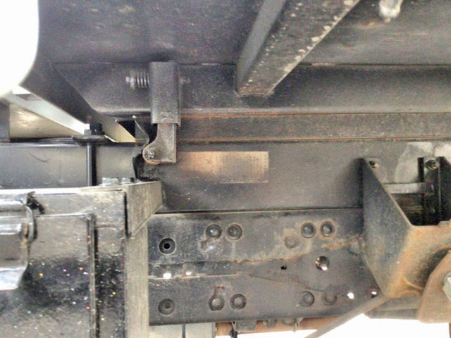 三菱ふそうキャンターダンプ・クレーン付小型（2t・3t）[写真24]