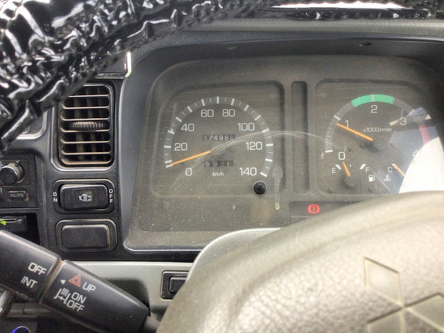 三菱ふそうキャンターダンプ・クレーン付小型（2t・3t）[写真35]