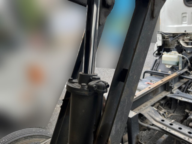 いすゞフォワードダンプ中型（4t）[写真11]