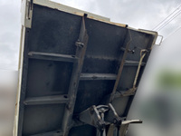 いすゞフォワードダンプ中型（4t）[写真09]