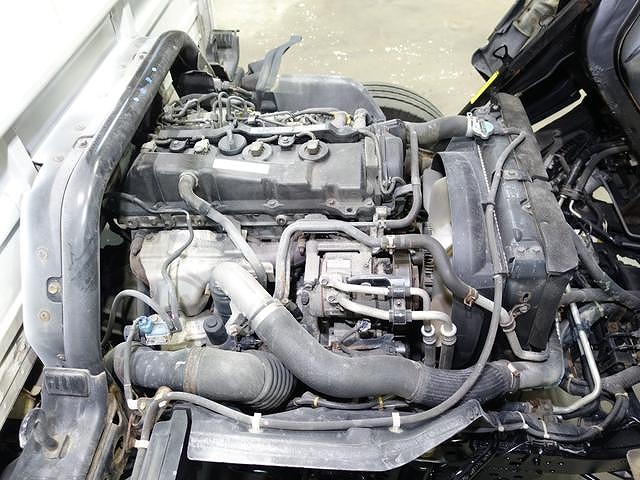 トヨタトヨエース平ボディ小型（2t・3t）[写真25]