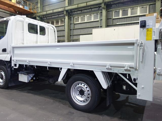 トヨタトヨエース平ボディ小型（2t・3t）[写真07]
