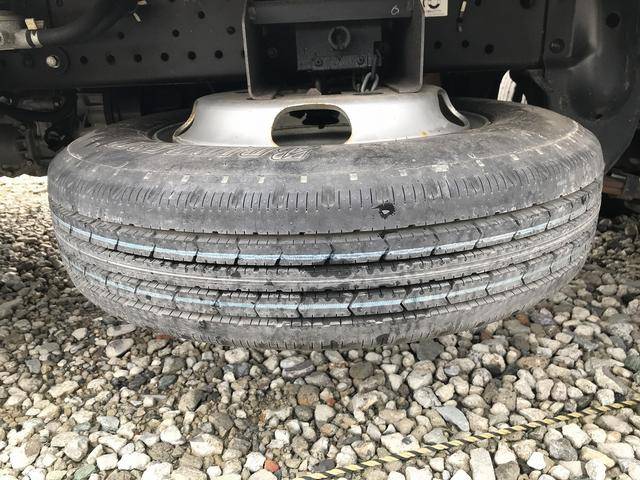 いすゞエルフ平ボディ小型（2t・3t）[写真18]