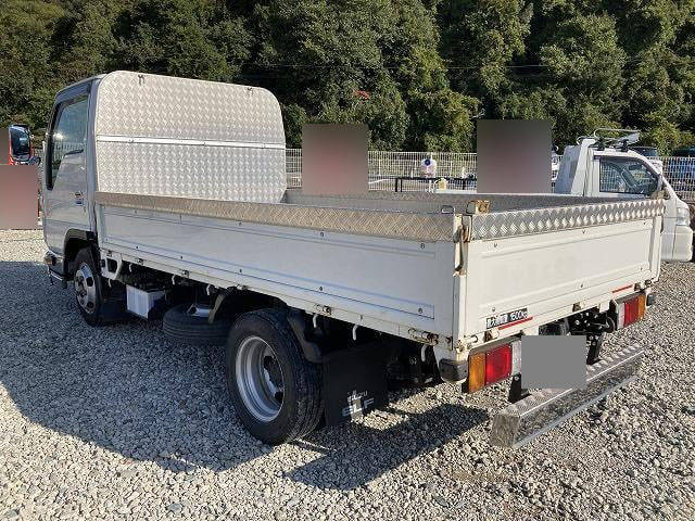 いすゞエルフ平ボディ小型（2t・3t）[写真02]