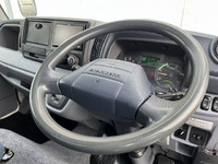 三菱ふそうキャンターアルミバン小型（2t・3t）[写真31]