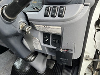 三菱ふそうキャンターアルミバン小型（2t・3t）[写真35]