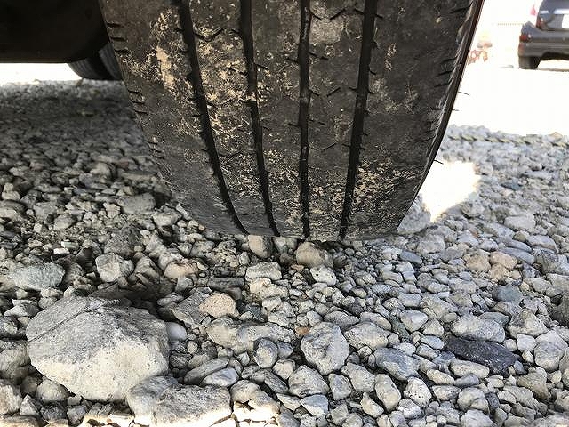 三菱ふそうキャンター冷凍車（冷蔵車）小型（2t・3t）[写真12]