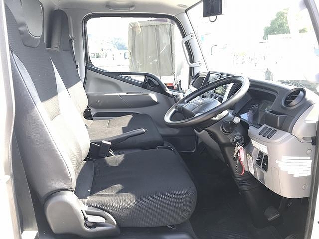 三菱ふそうキャンター冷凍車（冷蔵車）小型（2t・3t）[写真21]