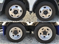 三菱ふそうキャンター冷凍車（冷蔵車）小型（2t・3t）[写真29]