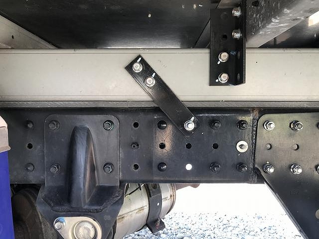 三菱ふそうキャンター冷凍車（冷蔵車）小型（2t・3t）[写真37]