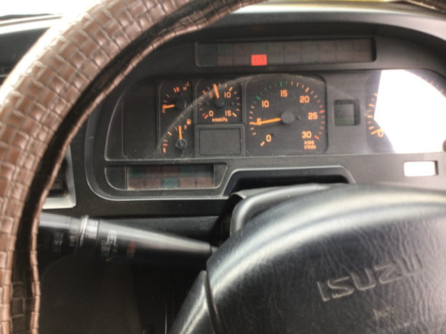 いすゞギガ汚泥吸引車大型（10t）[写真27]