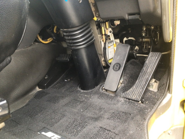 いすゞギガ汚泥吸引車大型（10t）[写真30]